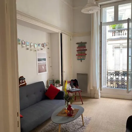 Bright And Sunny On First Floor , Quinconces * 波尔多